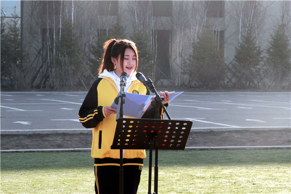 图片 四邹雨娇同学演讲.png