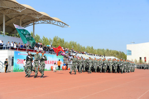 图片 六汽车工程学院检阅方队.png