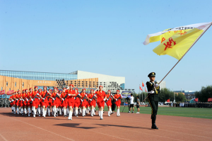 图片 十汽车营销学院检阅方队.png